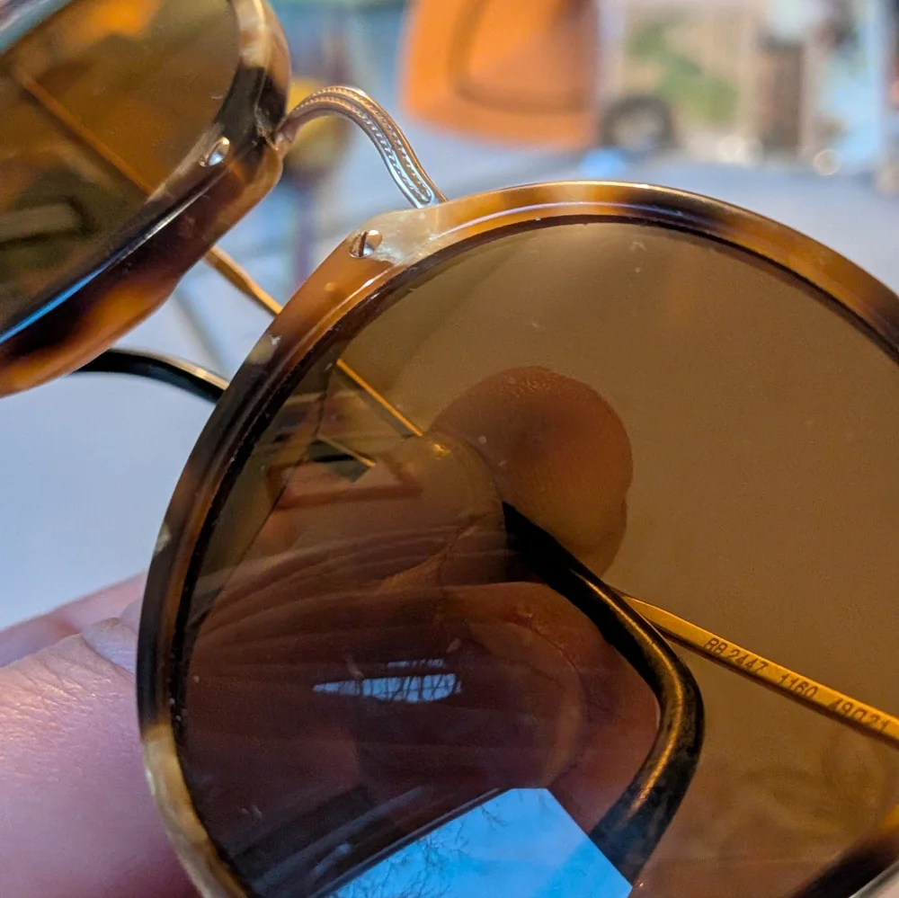 Ray-Ban Round Tortoise Frame Sunglasses - Picture 5 of 5